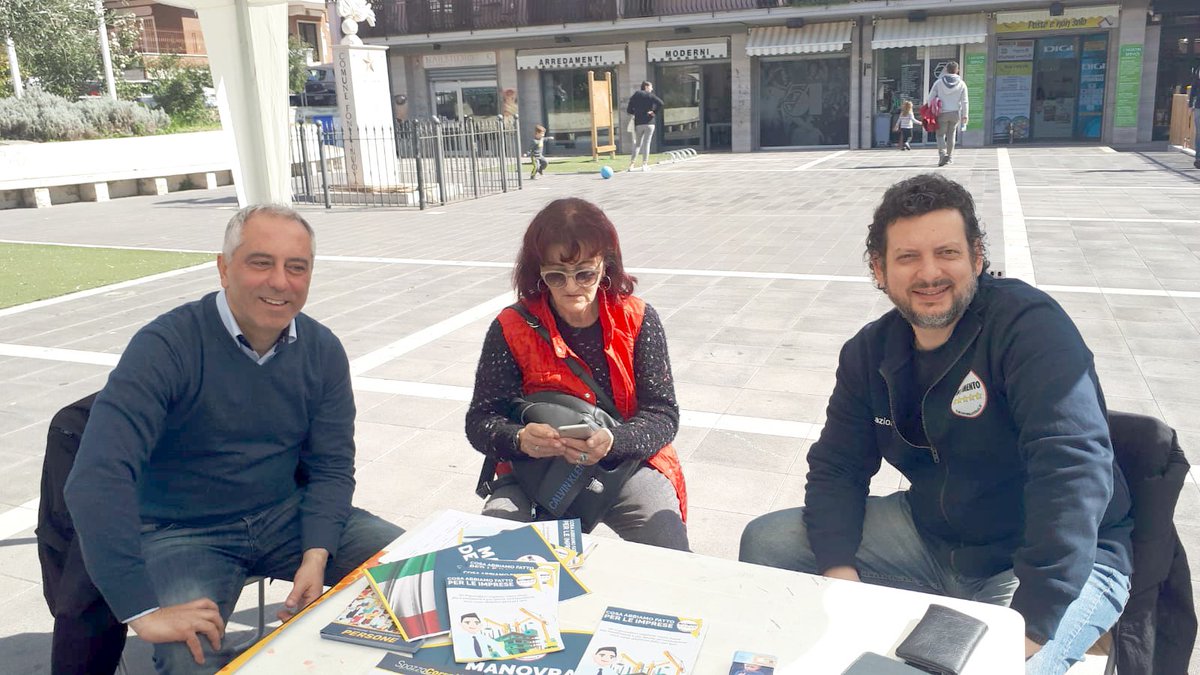 novelli5stelle's tweet photo. Ho trascorso un fine settimana di incontri: venerdì ero a #Frosinone con @micillom5s @ilariafontana5s e Loreto Marcelli per parlare delle #bonifiche della #valledelsacco; sabato banchetto nella mia #FonteNuova con i nostri attivisti. #agricoltura #ambiente #ottavanota #11marzo https://t.co/YuYFJY8Blz