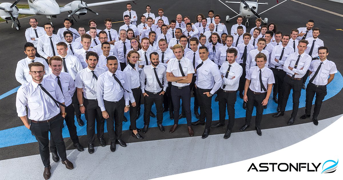 astonflycenter's tweet photo. Venez nombreux à nos portes ouvertes Samedi 16 mars de 10 h à 17 h. Au programme : présentation de la formation de Pilote de Ligne, les conditions d’admissions, découverte des moyens de formation et rencontre avec nos élèves pilotes. #astonfly #formation #pilotedeligne https://t.co/6dlbQ8t3zl