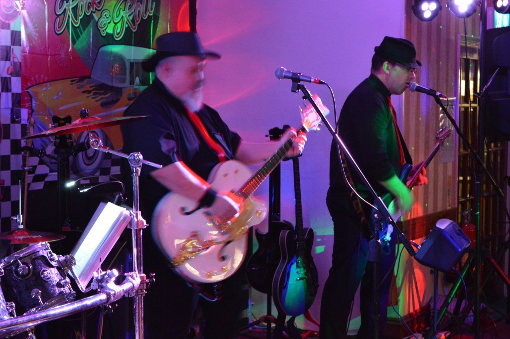 Romsey Birthday Party breakcoverband.com/romsey-birthda…