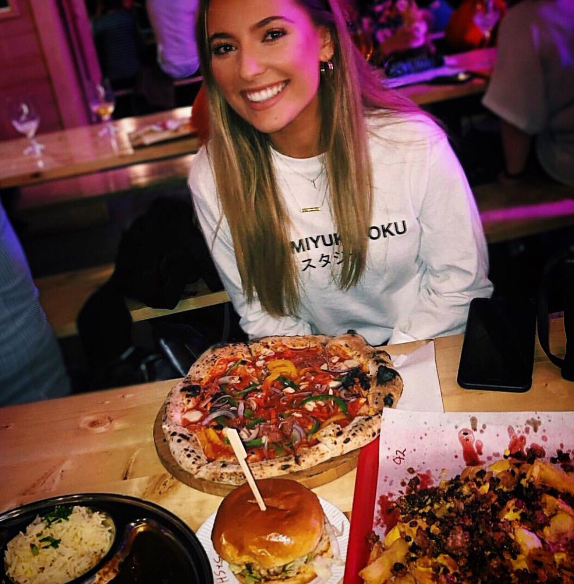 Cool kids start the week with ALL THE FOOD 😎👌🏻🔥 <a href="/slapandpickles/">Slap & Pickle</a> <a href="/jahjyotpunjabi/">Punjabi Street Food</a> <a href="/AuthorityPizza/">THE PIZZA AUTHORITY</a>