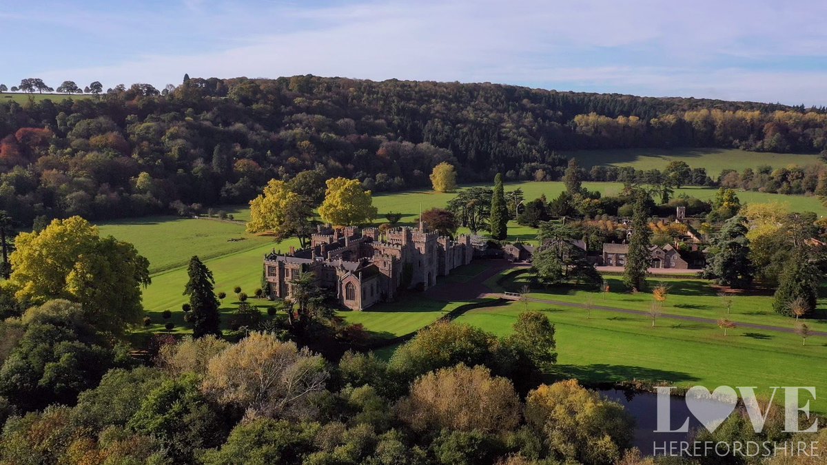 Hampton Court
loveherefordshire.com