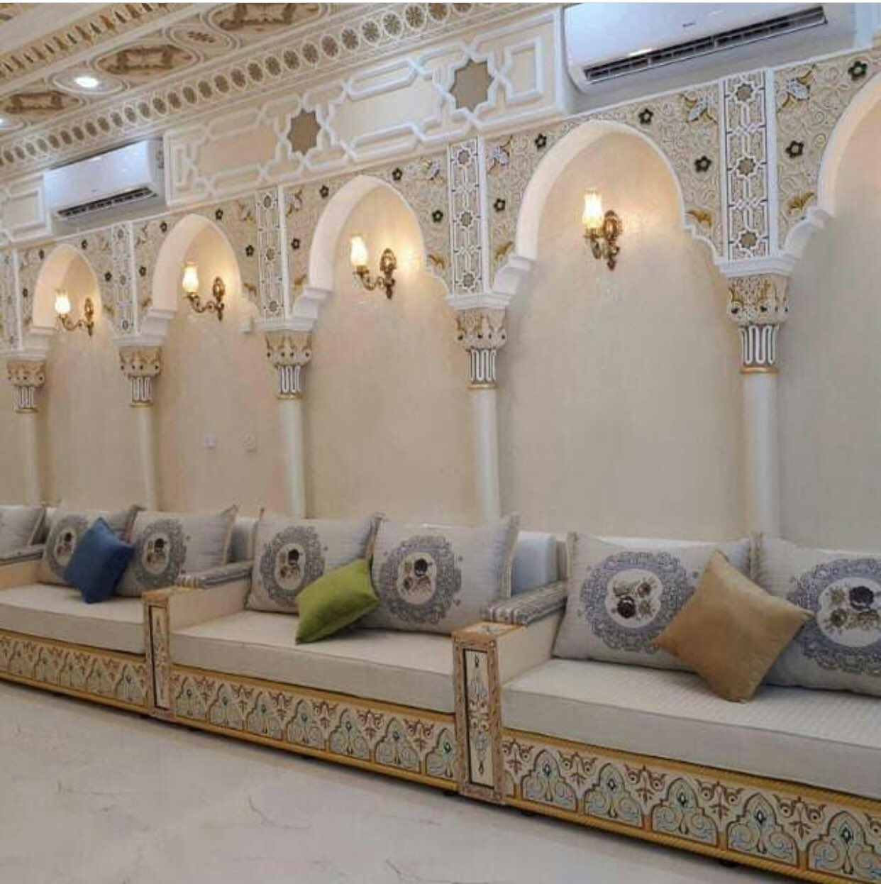 alanaqh alearabia ar twitter تفصيل كنب مجالس أمريكي مجالس كلاسيكي محلي و مستورد مجالس ارضي ستائر ديكورات خشبية غرف نوم ماستر غرف أطفال 0563302363 https t co pfmimwenzy twitter