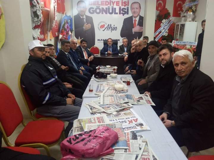 mehmetfatihguvn's tweet photo. #Kahramanmaraş MaraşFed Federasyonu Başkanı Uğur Yinanç, Afşin #Eshab-ı Kehf Dernek Başkanı Ahmet Ardıç, Afşin #Aritas Dernek Başkanı Adem Celik, Elbistan Karamagra Dernek Başkanı Enver Aksu ve Andırın Dernek Başkanı Hamdi Çam seçim ofisimizi ziyaret etmişlerdir. https://t.co/NRCxTti84b