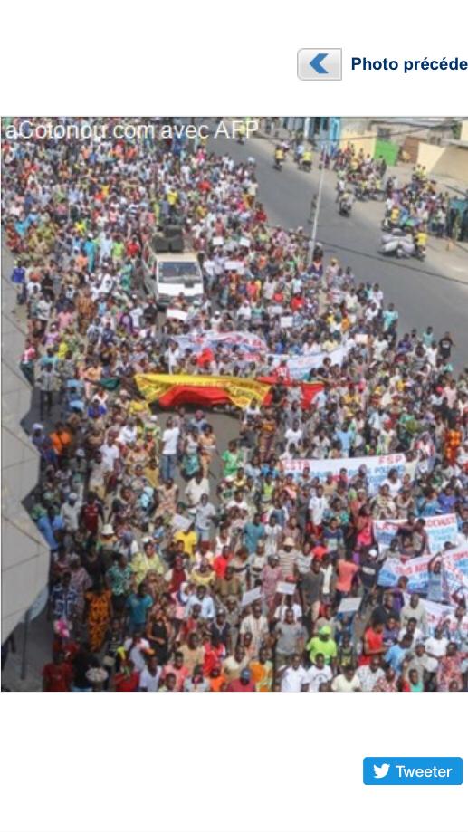 AKEPrinceBoris1's tweet photo. Epoustouflante #colère du #peuple dans les #rues de #Cotonou ce jour, la marche de l'opposition a eu lieu pour exiger des élections inclusives. Maintenons le cap ! https://t.co/DhfWOSfIOi