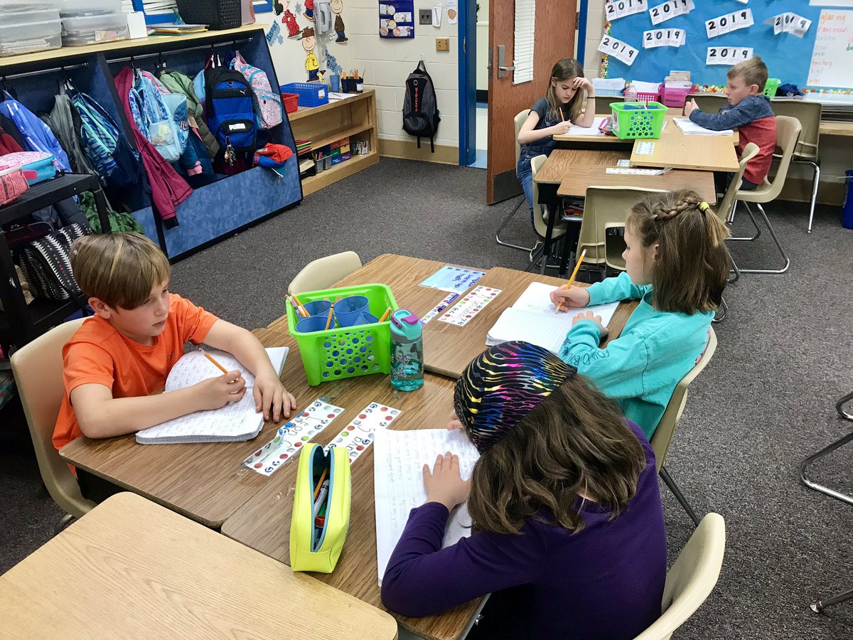 Students are engaged in balanced literacy <a href="/hcpss_les/">Lisbon Elementary</a> <a href="/HCPSS_ECP/">HCPSS EarlyChildhood</a> <a href="/hcpsselemla/">HCPSS Elem Lang Arts</a> #daily5 #beingawriter