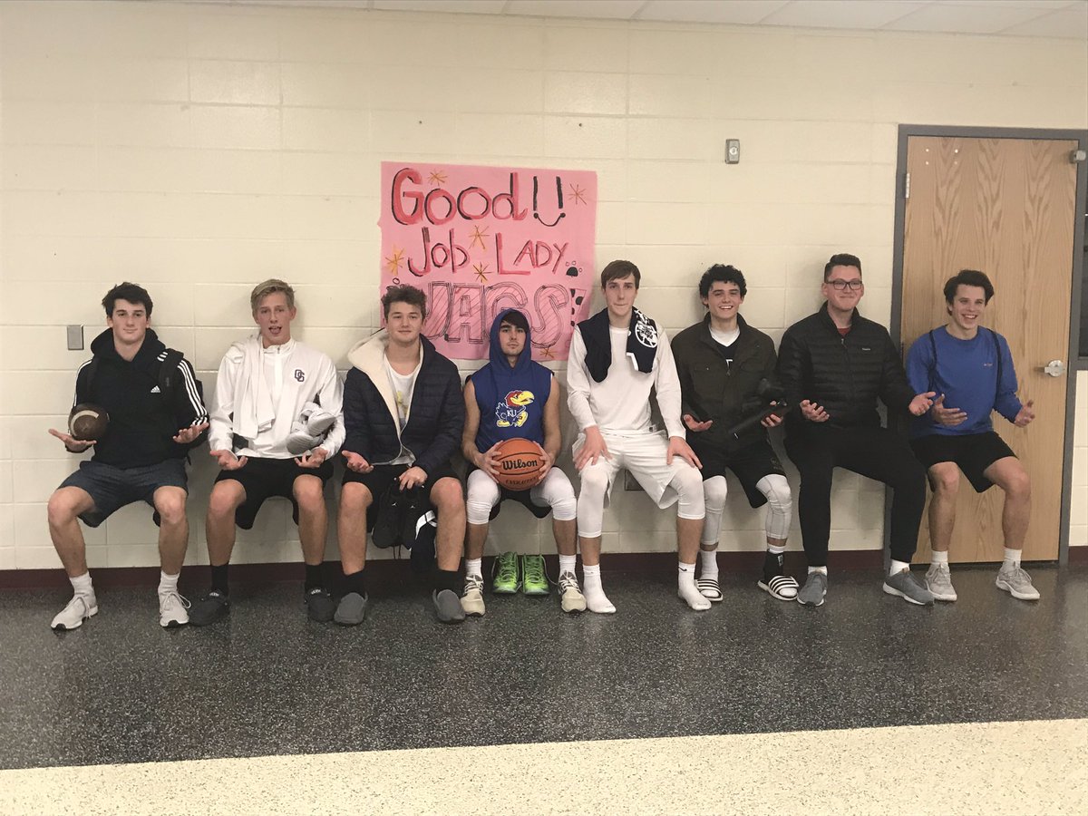 KCSQUAT1's tweet photo. KC Squat runs Olathe 🤭🤔#Champs https://t.co/9hOlhqSwPz