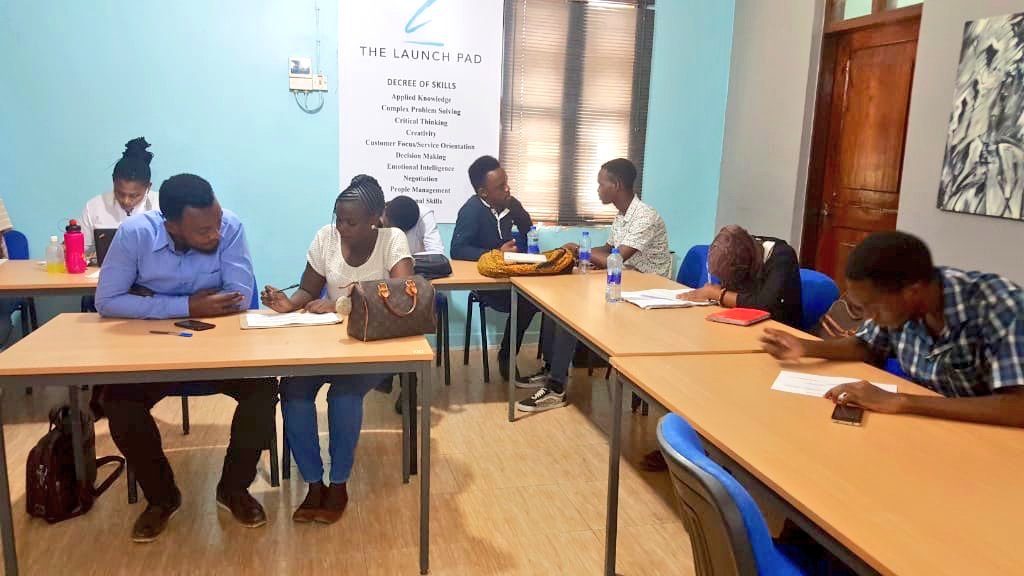 AkiliReality_'s tweet photo. What a great lesson today during the @TheLaunchPadTZ with @injiniedtech #SprintWeekTz 

Much thanks to our mentors and facilitators @Doreen_Nabaho @AndrewTesha @UBONGOtz https://t.co/Fsglt9rACQ