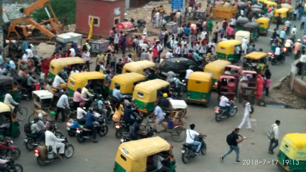 RupeshKNPSS's tweet photo. #MyVoteMyRight #LokSabhaElections2019
#NoFootpath #Encroachment

मेरा भी अधिकार है सड़क पर सुरक्षित चलना
@KarawalNarak @mustafabarbad
मैं क्यों #वोट करू?

#करावलनगर और #मुस्तफाबाद में फुटपाथ के नाम पर अत्तिकर्मण

@narendramodi @ArvindKejriwa @sudhirchaudhary @JagranNews @ZeeNews https://t.co/ADqOWnOeZG