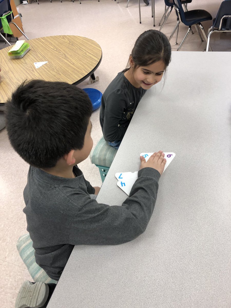 Snyder1stGrade's tweet photo. Trying to squeeze some math in on this short day! #missingaddends #newmathgame https://t.co/uELehcgKHT
