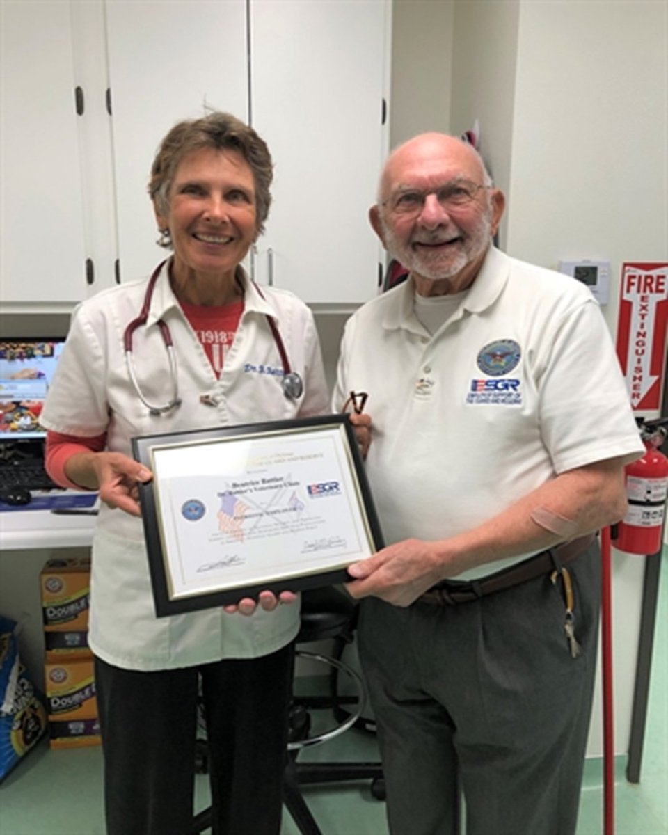 CA_ESGR's tweet photo. 1/18/19 CAMARILLO: @DrBattiersVet Dr. Beatrice Battier received the @DeptofDefense #PatriotAward & signed a #StatementofSupport. Nominated by @theCAGuard 578th HHC employee Pfc. V. Erwin. @CA_ESGR volunteer Ernest Cowell made the presentation. Read more: https://t.co/JrqdmX1awu https://t.co/or4jGOK0r9