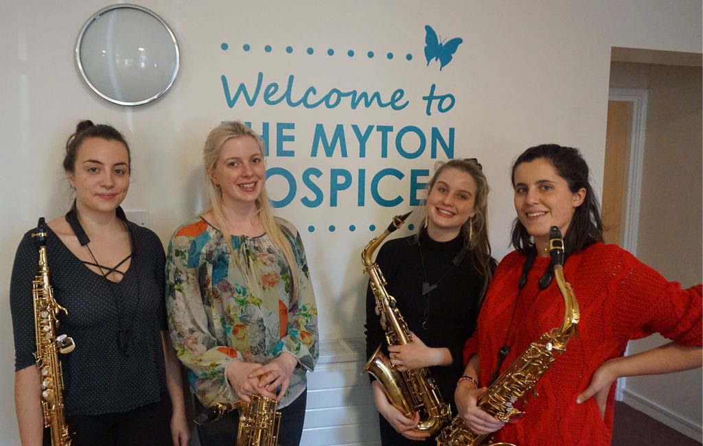MytonHospices's tweet image. Thank you to @AbeliaSax for visiting Warwick Day Hospice and entertaining patients, staff and volunteers with their wonderful music! ❤️ ❤️