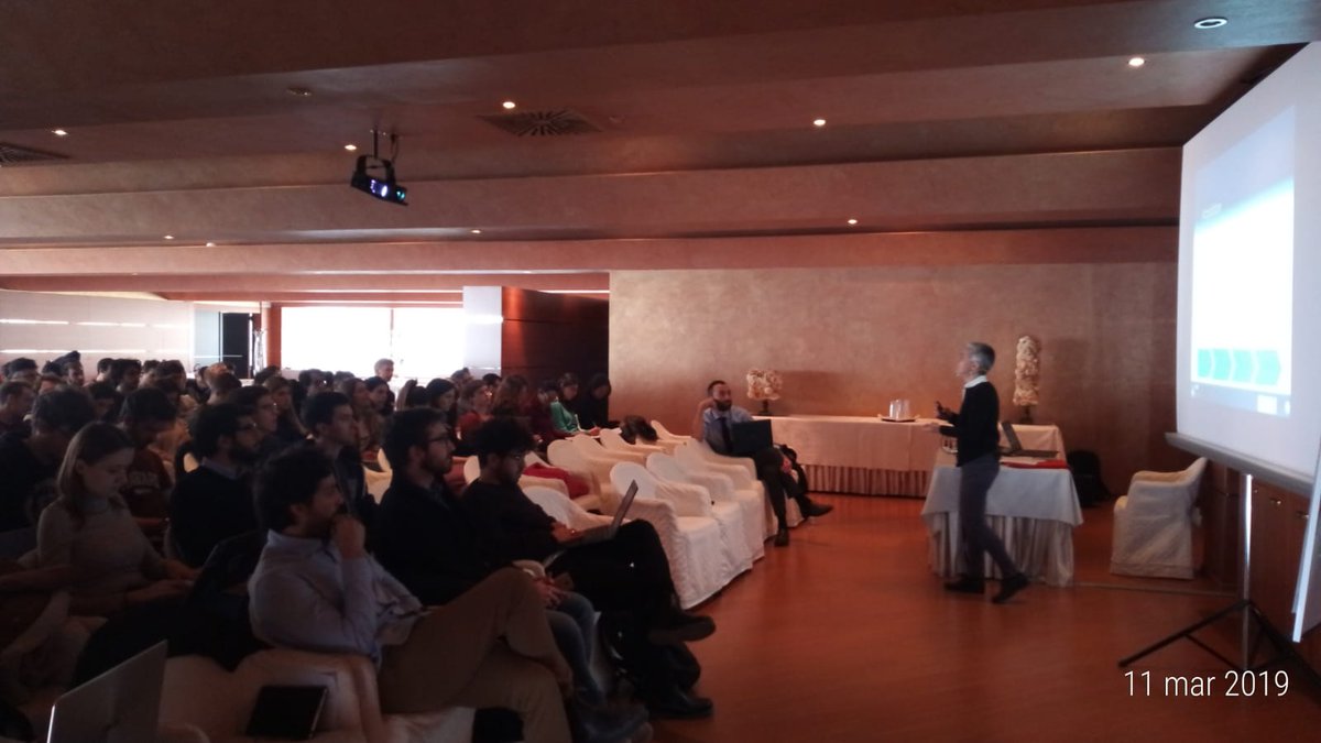 asp4_0's tweet photo. Live from #ASP Winter School 2019 - Elena Baralis on #technologies and #architectures for #BigData management https://t.co/0x2zGdljRv