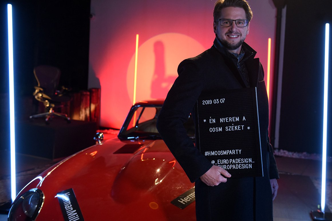 HMillerDealer's tweet photo. HERMAN MILLER COSM COCKTAIL PARTY🍹🍸🍾🍷
Múlt hét csütörtökön zártkörű rendezvény keretein belül mutattuk be a Herman Miller új székét, a COSM-ot 
- elsősorban hűséges vevőinknek -, akik már 23 éve élvezik a márka minden kényeztetését.
#hmcosmparty #jaguaretype #aeron #cosm https://t.co/jV9GvsPind