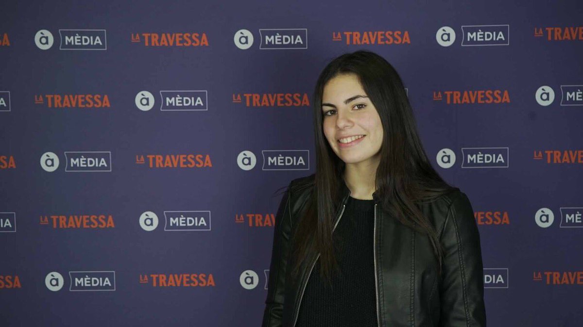 Va estar a punt de deixar la pilota, encara sort que no ho va fer. Campiona de raspall i de one wall a l’últim europeu. 

Mar a La Travessa, a la ràdio d' <a href="/apunt_media/">À Punt</a>. 

Escolta l’entrevista de @PeterValero: bit.ly/2J1w860