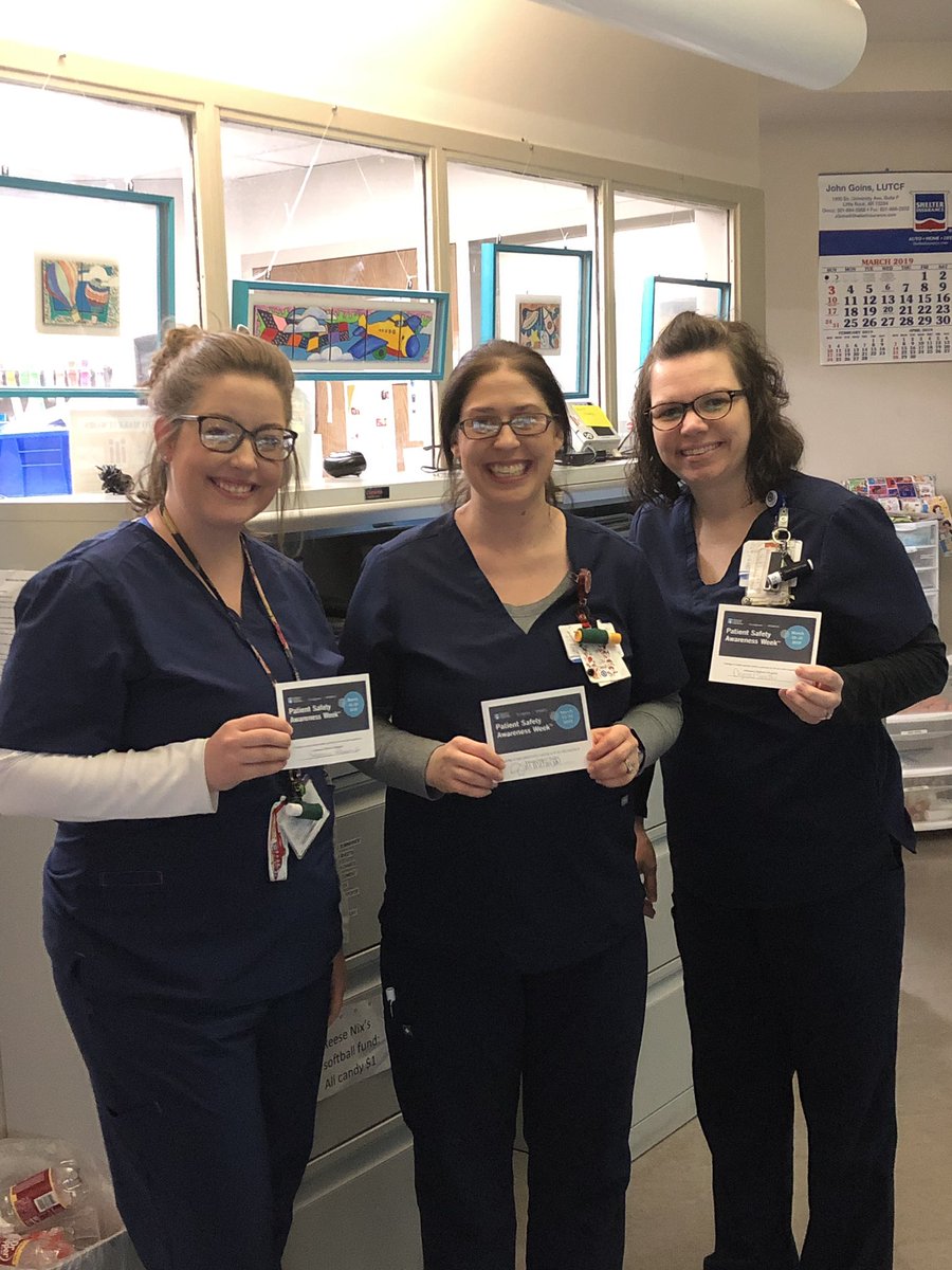 Steph_Evans99's tweet photo. Kicking off #PSAW19 @archildrens with some of our amazing staff who are taking the #patientsafetypledge! @heather_kreulen @MaryScotter https://t.co/pR6TNzoIO3