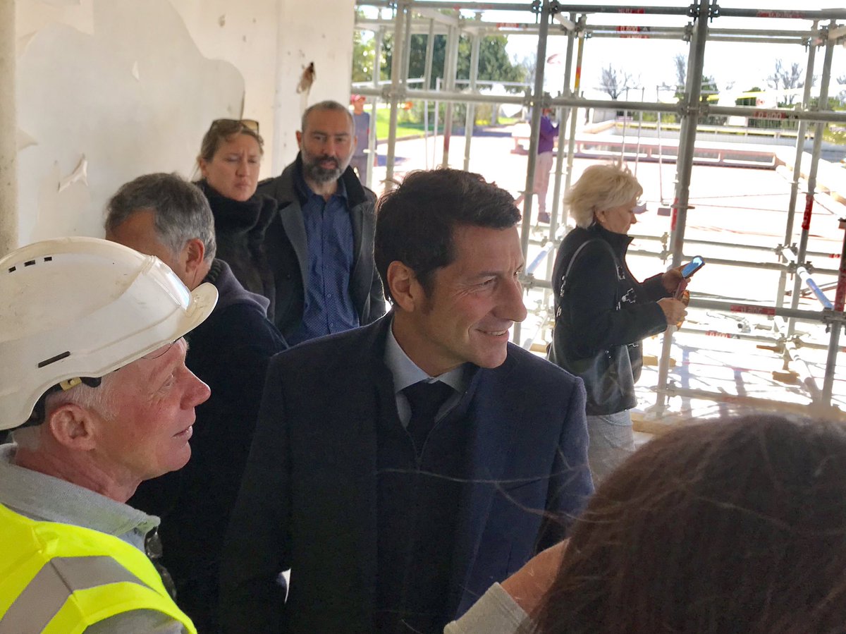 villecannes's tweet photo. 🔴 L’#EspaceGrandLarge est un lieu stratégique situé dans la continuité visuelle et fonctionnelle de la capitainerie du #PortCanto, au cœur des parcours piétons et des services portuaires. L'aménagement prévoit une zone de détente avec une fontaine sèche et de la végétalisation. https://t.co/dFD8mcBHoQ