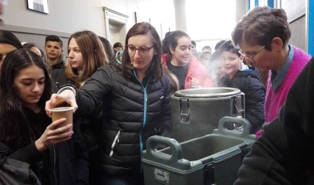 Vandaag hielden we op Junior een sobere maaltijd (warme soep) ten voordele van het solidariteitsproject in Rwanda.