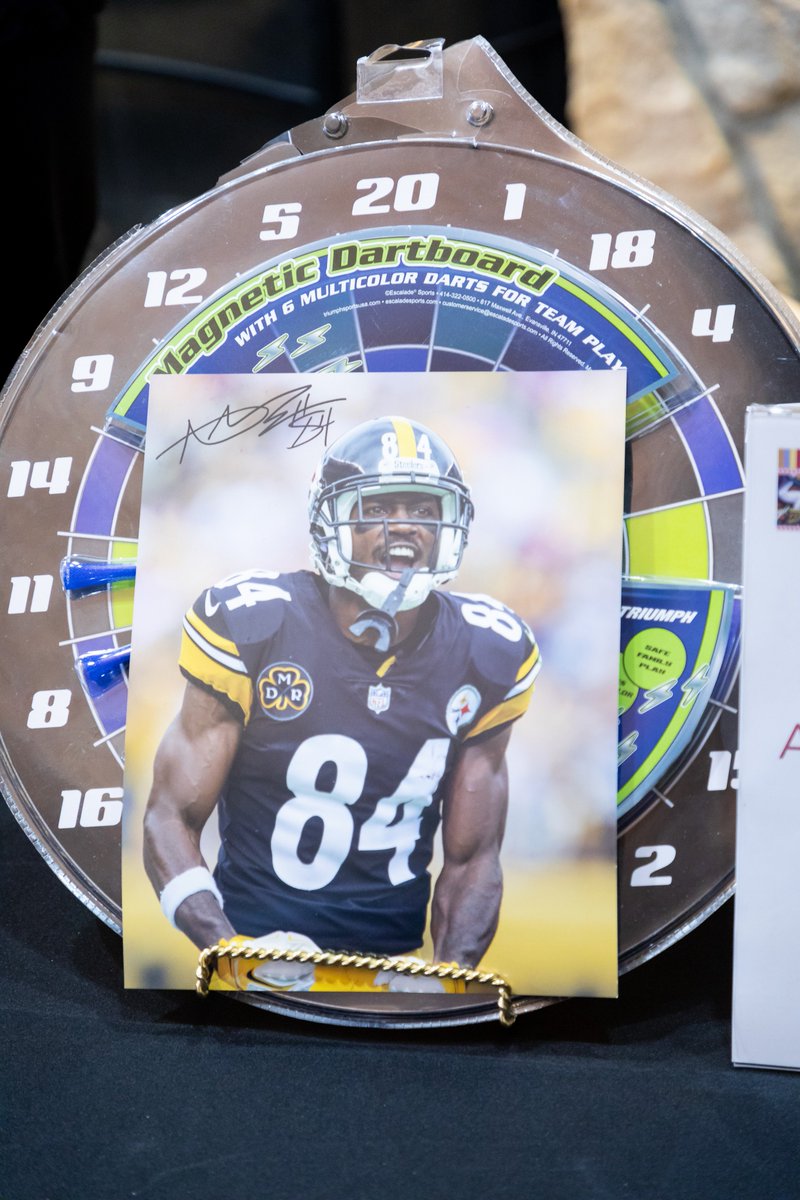 Bonny Diver (@bdivertraffic) on Twitter photo Women fighting cancer benefited from this...AB Dartboard with a few hundred $ for Hair Peace Charities at Recipe For Hope. <a href="/HairPeacedotOrg/">Hair Peace Charities</a> Women fighting cancer benefited from this...AB Dartboard with a few hundred $ for Hair Peace Charities at Recipe For Hope. <a href="/HairPeacedotOrg/">Hair Peace Charities</a>