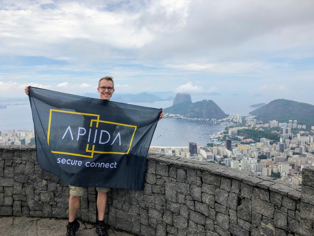 APIIDA_AG's tweet photo. APIIDA secures and connects the world. Our flag travelled to its first country, #brazil. Greetings from the #carnival in #riodejaneiro and one of the 7 new #wondersoftheworld, #christtheredeemer. https://t.co/VrkI2u3v3b #workingatapiida https://t.co/7T4L3bjJib