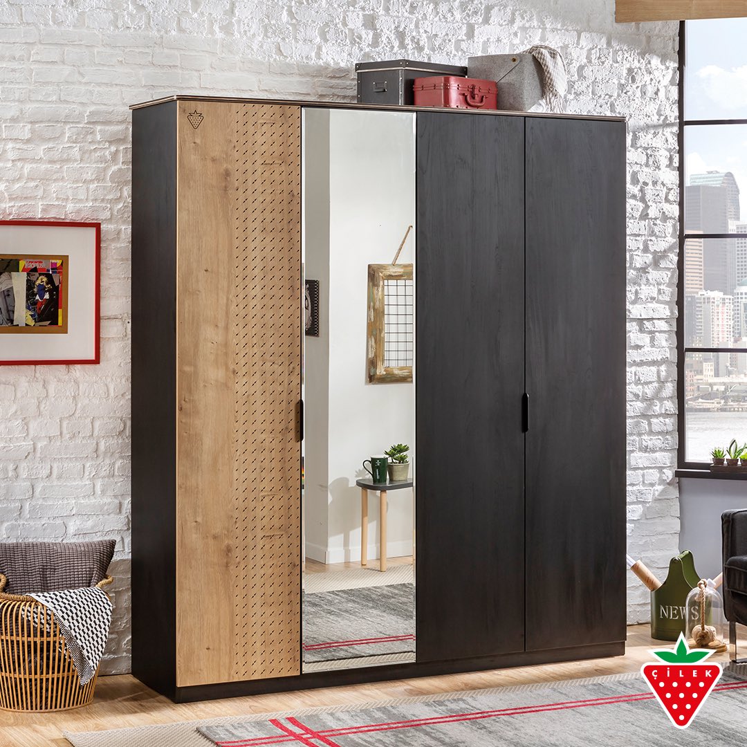 Black 4 Doors Wardrobe at your service. #cilekroom #teenroom #kidsroom #wardrobe https://t.co/ZBe3uabRXy https://t.co/mrKiUSPFX9