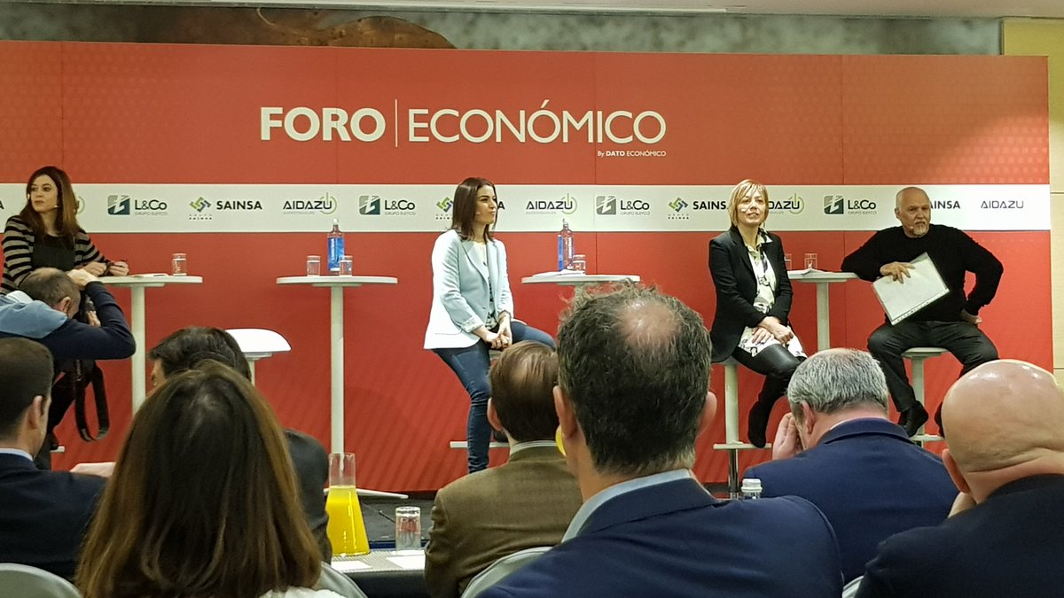 BravoXGasteiz's tweet photo. Debate de candidatos a la Alcaldía de #VitoriaGasteiz en el marco de #ForoEconómico de @datoeconomico 
@PPVitoriaG @LeticiaComeron
@ehbildugasteiz @mirenlarrion
@porvitoria @metxebarria_vg
@PodemosVitoria Fernando López Castillo
@pnvgasteiz @gorka__urtaran no ha acudido a la cita https://t.co/amWSMWnCX4