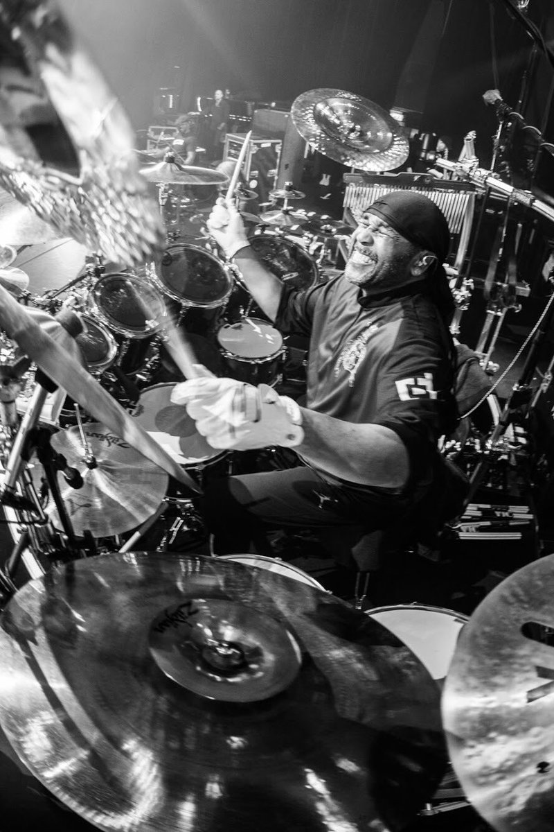 davematthewsbnd's tweet photo. Highlights of #dmb2019 yesterday in Paris. The tour continues in London on March 12 &amp; 13 at the @EventimApollo . 📸 by @rene_huemer © @davematthewsbnd #seeyouontheroad https://t.co/EGpPS0SwEz