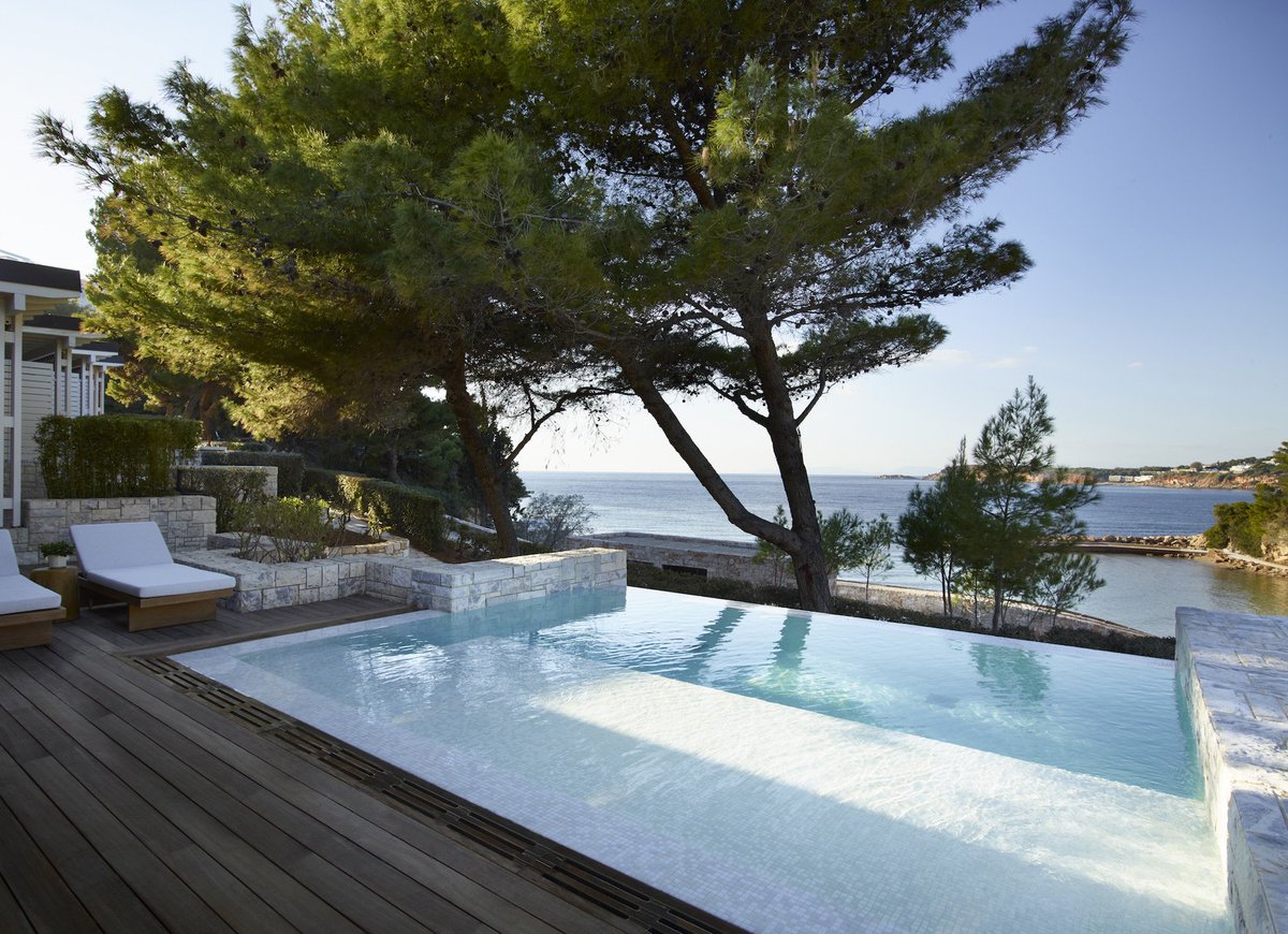 inVOYAGEevent's tweet photo. We're excited to reveal our first-ever inSPIRE luxury hotel hotlist - the top 10 2019 openings that luxury event planners most excited to check out (according to our research). Find out which hotels are on it: https://t.co/4jazqJIkwB #inspireedit #eventprofs #luxuryhotels #travel https://t.co/0HZ9zA2ono