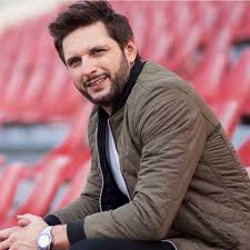 truejournalizm's tweet photo. Good by @SAfridiOfficial from @OfficialPSL & from land of #Pakistan as a #cricketer
U fascinated the #crowed for 23 years.
People want 2 c u helping the poor as #community #sevant.
Wish u best of luck #lala https://t.co/ohMdPbztWs