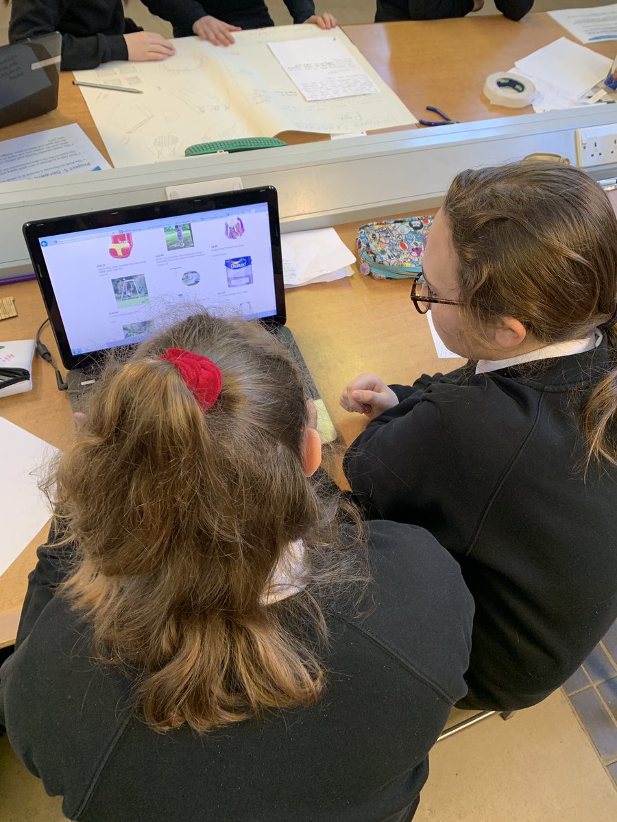 HowdenSchool's tweet image. Yr 8 are focussing on Employability Skills for #deeplearningday The task was to improve the local Derwent Crescent park using #teamwork, problem solving &amp;amp; self-management skills. We can see some great collaborative ideas coming through!#Careers #TeamHowden