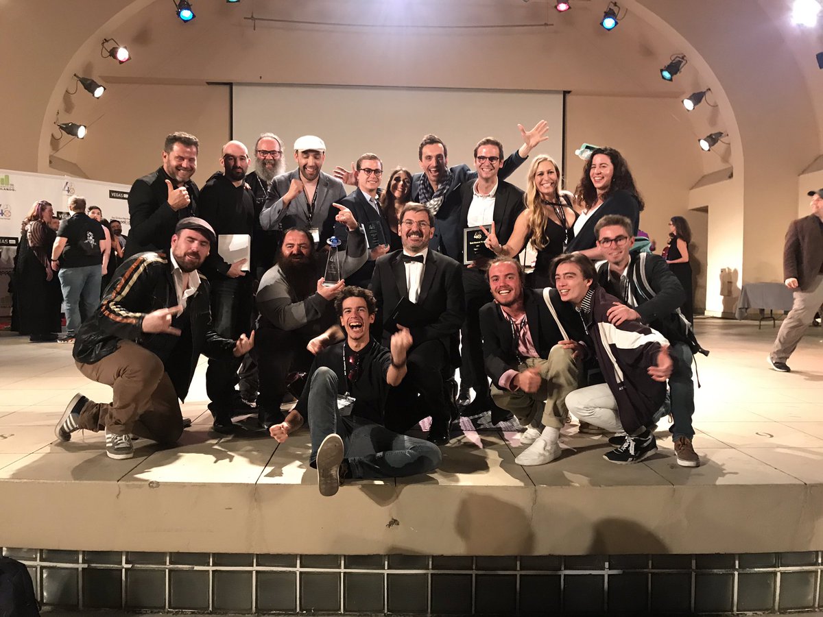⭐️⭐️⭐️⭐️⭐️ 5ème étoile pour la France. Barback et Gougouttes remporte le prix du meilleur film international du <a href="/48HourFilmProj/">48 Hour Film Project</a> avec « Sonrisita »#48Filma <a href="/LeCNC/">Le CNC</a> <a href="/48hfpFrance/">48HFPFrance</a> <a href="/SamyangFR/">Samyang France</a> <a href="/opside_co/">Opside.co</a> <a href="/WhyNoteEvents/">WHY NOTE Events</a>