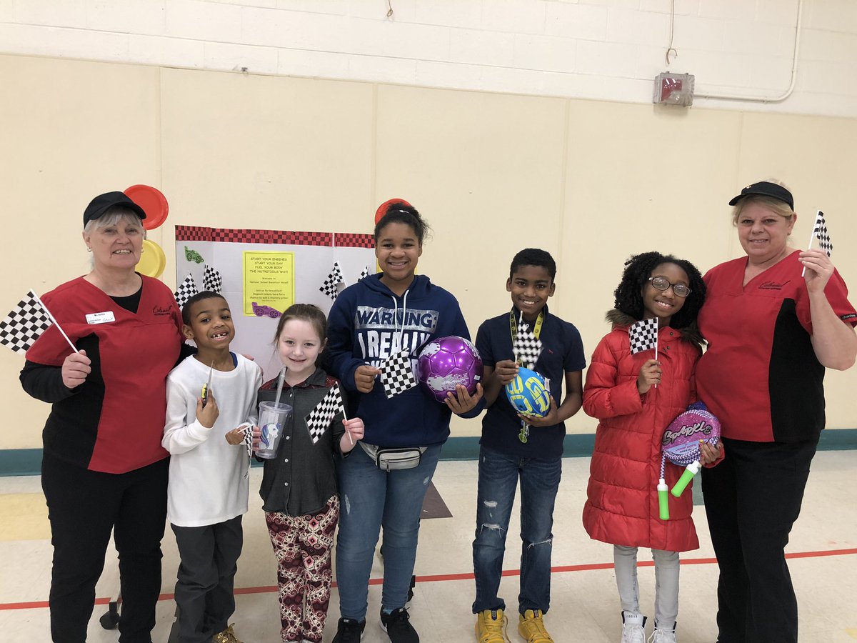 WManorCSD's tweet photo. Congratulations to all of our National School Breakfast Week Winners! #wmroadrunners #cafecsd https://t.co/mDyssxfWi4