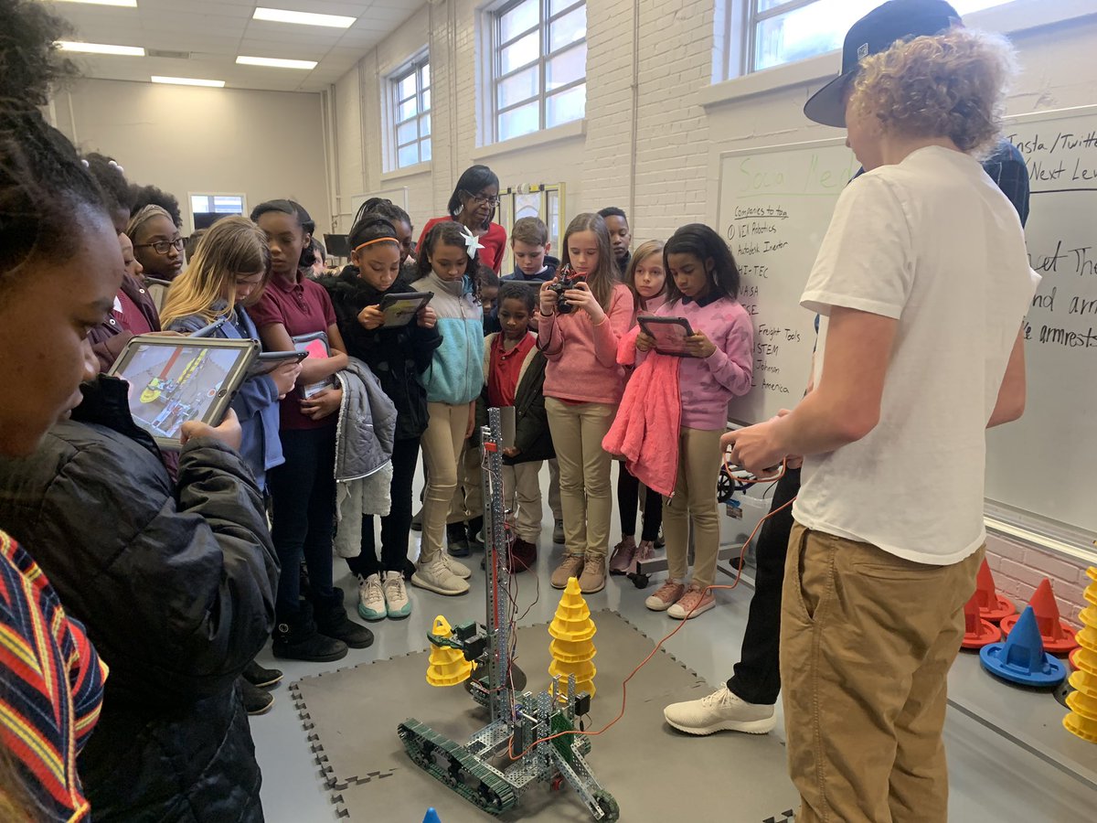 nxt_lvl_tech's tweet photo. Had a wonderful time sharing our ideas with kids from Johnsonville! Always welcome in the NEST at Salisbury High! #hoverchair #CTEforNC #WorkforceDevelopment @RSS_CTE @a_p_johnson @DefinedSTEM @RSSinformation https://t.co/cgMKW0WC9x