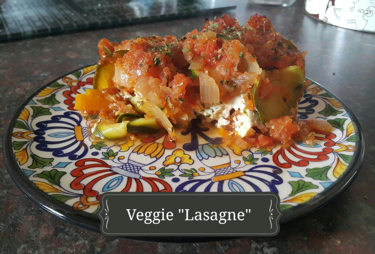 Boozy_Foodie's tweet photo. #MeatlessMonday Vegetarian lasagna (pasta free) from my blog #LifeIsTooShortToEatLettuce
#HealthyOptions #HealtyLiving #Aspirations #APreviousLife #Vegetarian
https://t.co/E4mT2JBSox https://t.co/lkhf5dq3zg