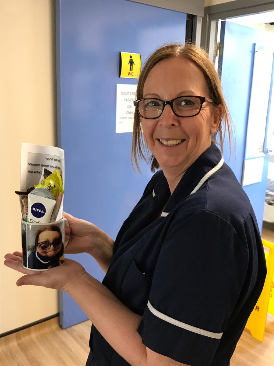 GEHGarthSDM's tweet photo. Our @ladylowe11 got #mugged today! Well deserved.. enjoy your treats! 🤗🤩🐔 https://t.co/dVoIhbpMHR