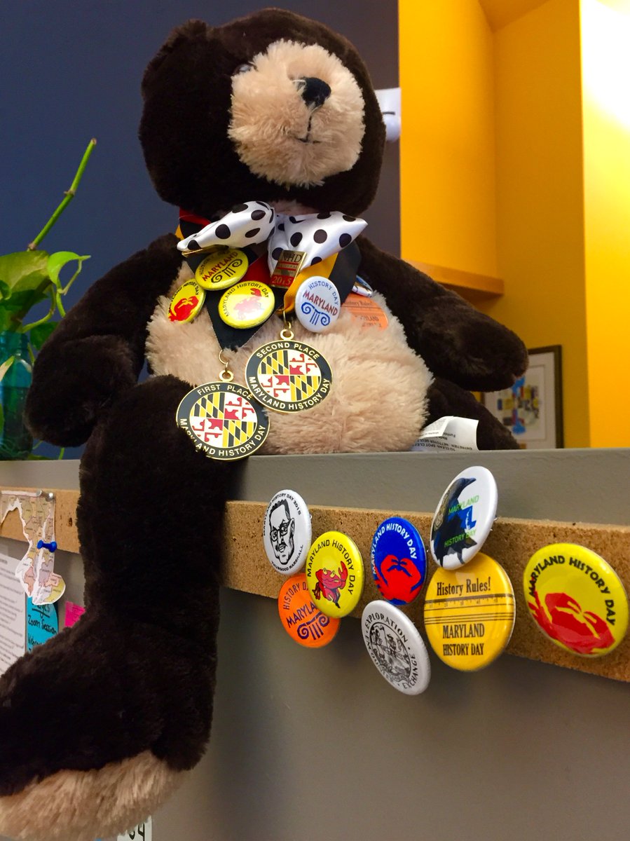 MDHistoryDay's tweet image. We are looking back at some of our past buttons for inspiration. Are you sensing a theme? 🦀 What other iconic Maryland symbols should we immortalize in button form? #NHD2019
