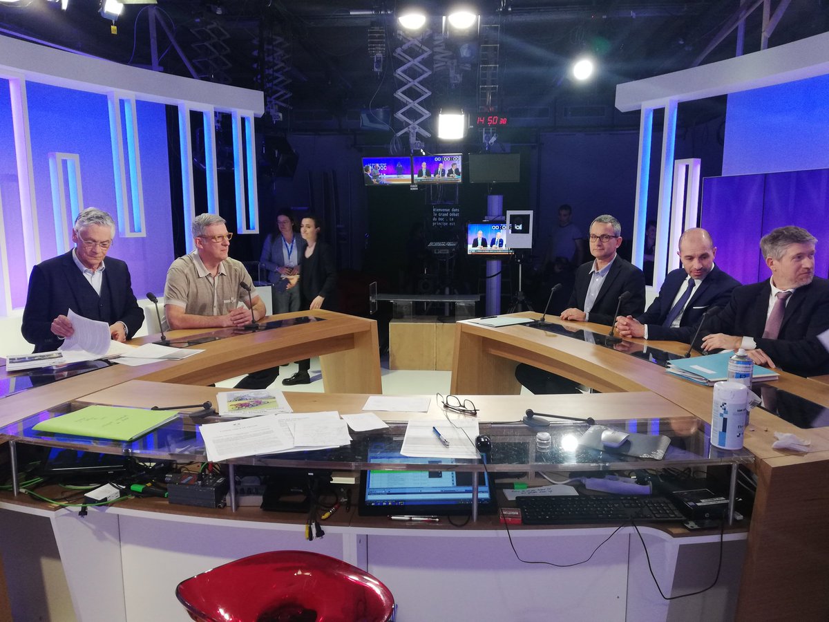yannkusy's tweet photo. #Industrie, #nucléaire Y a t il un risque majeur en #auvergnerhonealpes ? Ce soir emission spéciale sur @F3Rhone_Alpes @f3Alpes @F3Auvergne après le docu-fiction "Retour à la normale" vers 23h15 @greenpeacefr @Oranogroup @ASN #dreal #frapna https://t.co/ol1UKKGzsO