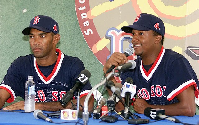 RedSoxFact's tweet image. 3/11/99 The #RedSox sign free agent pitcher Ramon Martinez, reuniting him with his younger brother, Pedro. The two will combine to win 25 games this season (Pedro- 23, Ramon- 2)