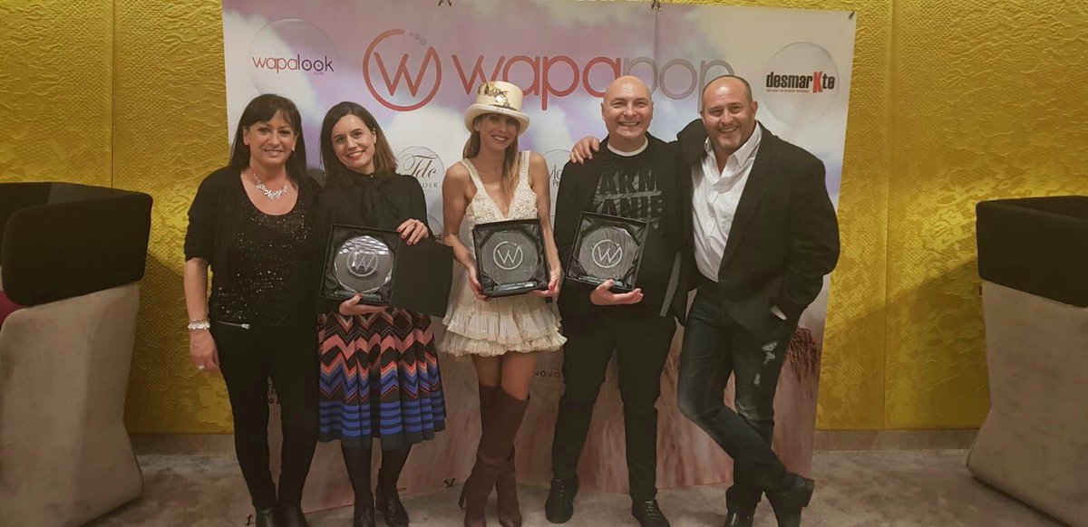 wapapop's tweet photo. Primera edición de #Distinciones #Wapapop #WapapopMadrid @beajarrin @borissoler @ainhoacosmetics #beauty #hair #vips https://t.co/64govbXA6h