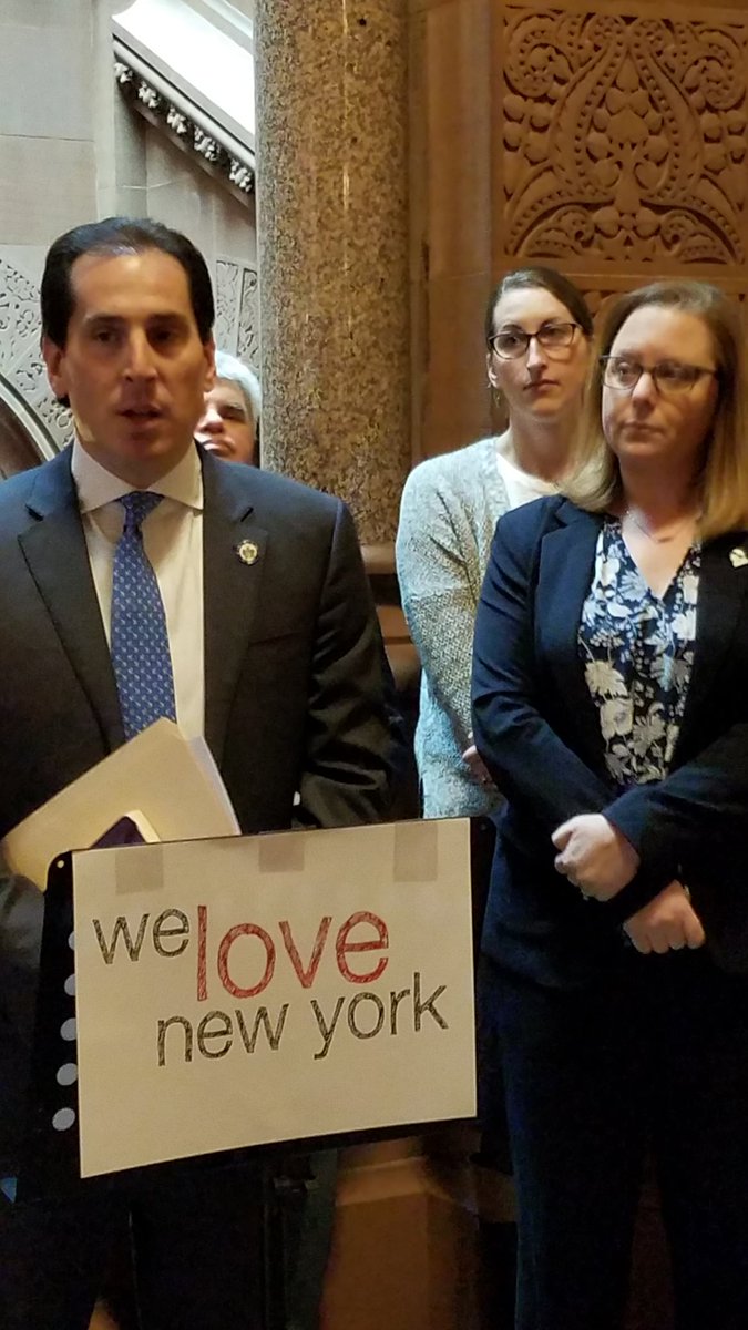 deen_steindler's tweet photo. Advocates and Senators gather at the Capitol today to speak out against the raid on the Environmental Protection Fund EPF. @NYEnviroFund @BrianKavanaghNY @toddkaminsky @SteveEngles @citizensenviro @jessicaottney @nature_ny @FarmlandNY @nylcv @ADKmtnclub @deen_steindler https://t.co/zz0kKjA0XP