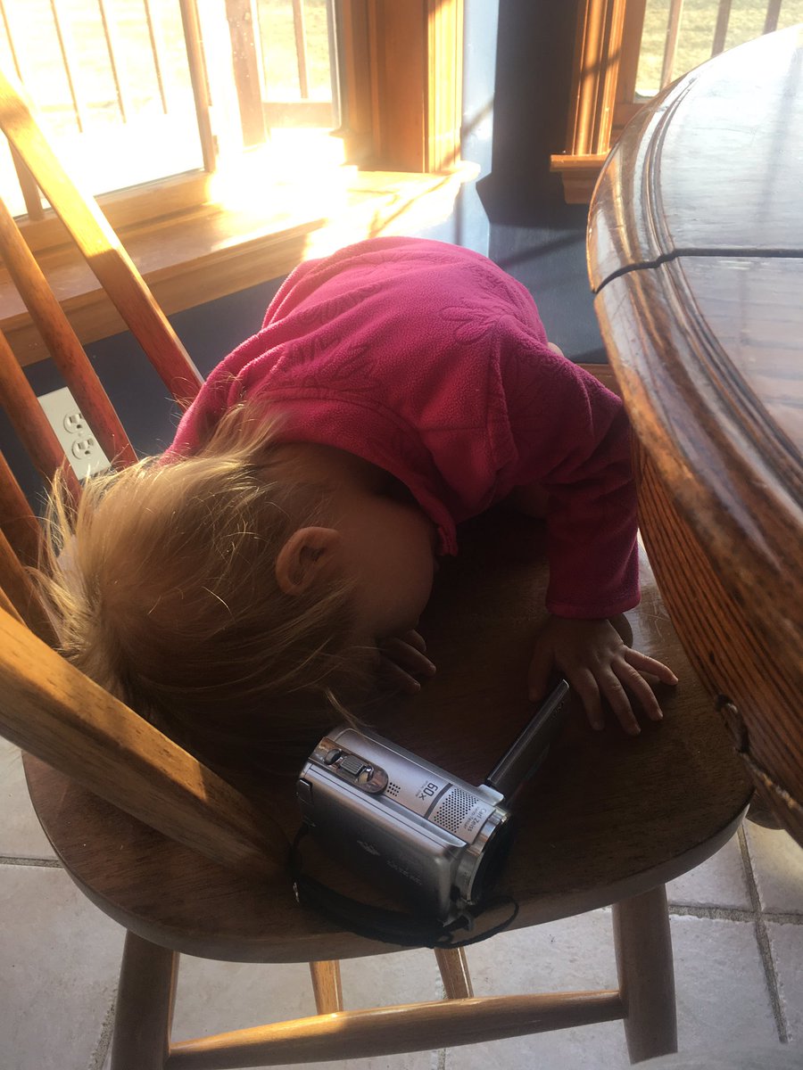 MoraSings's tweet photo. Baby sister loves to hear "Mora sing!"  (She requested to listen on the video camera during breakfast) https://t.co/8nk9Zl0dRv
