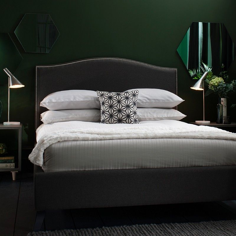 MoodCollections's tweet image. Add some comfort, luxury and style to your bedroom with our sophisticated Boxgrove upholstered bed. buff.ly/2HdTsvN  #upholsteredbed #greybed #greenbedroom   #modernbed #bed #bedroominspo #bedinspo #interior #interiors #interiordesign #interiorstyling #mondaythoughts