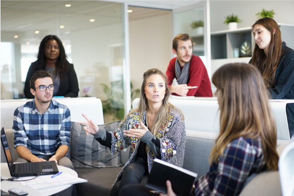 dcf_one's tweet photo. Notre #challenge ? Accompagner les dirigeants #commerciaux d’#ETI et de #PME dans le développement de leur #stratégie. Plus d’informations ici : https://t.co/W0RGjP855S https://t.co/7SBMxBzzhP