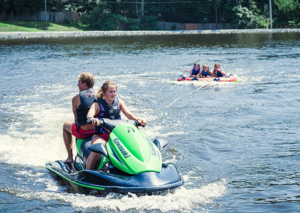 WildPacks's tweet image. The camps we work with are still looking for qualified lifeguards or trainable lifeguards! It costs nothing to start an application and have an interview with a member of the recruitment team.