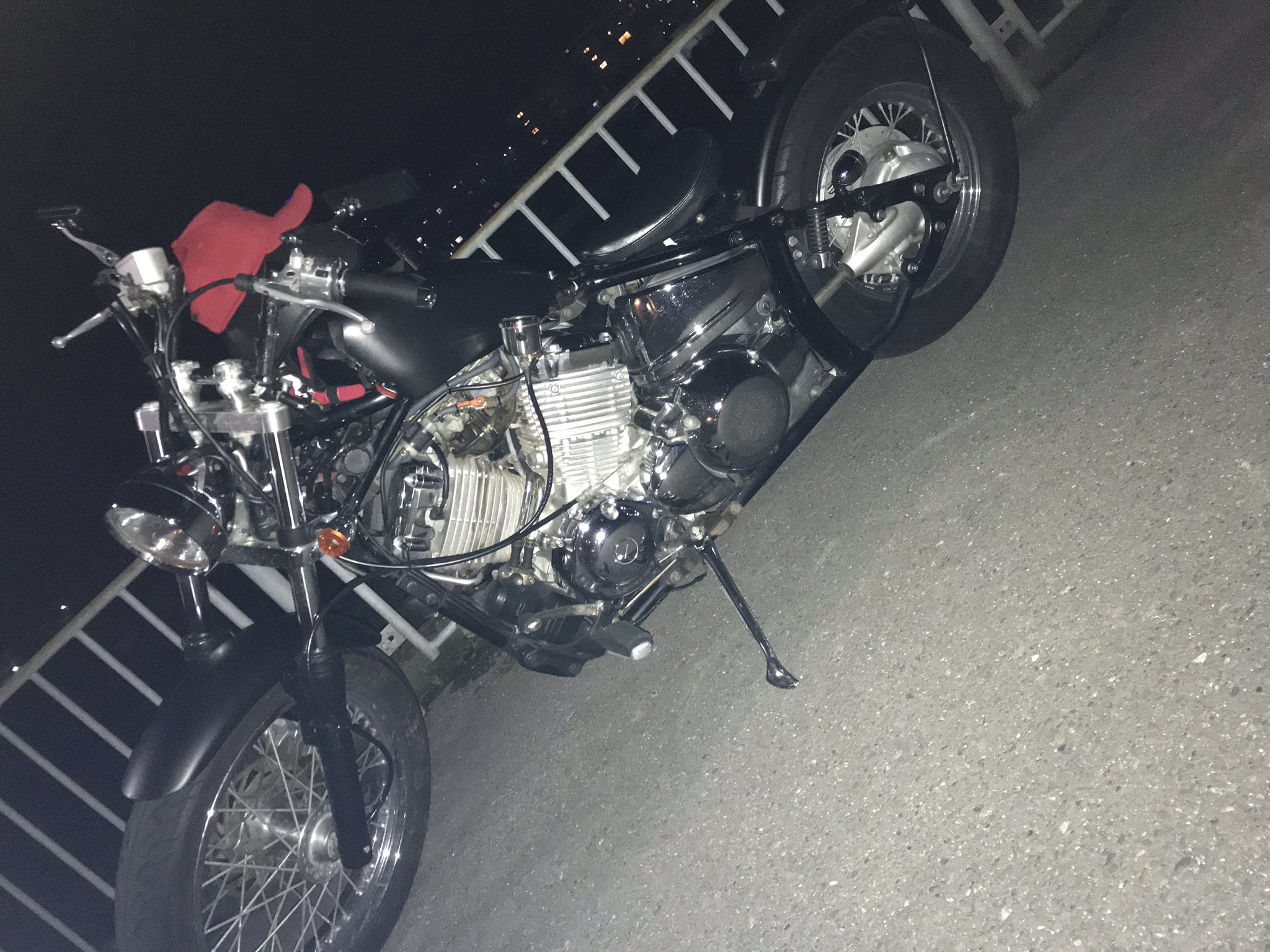 Peace みんなアメリカン乗ろや ドラックスター400 バイクは原型ないくらいがちょうどいい T Co R3o1hnlmrk Twitter