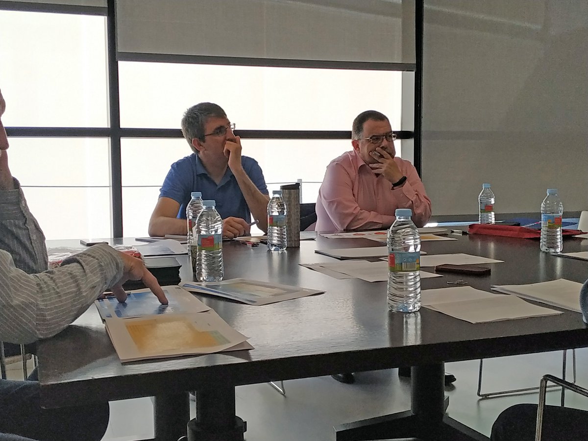 VRoadEU's tweet image. 👥¡Día de Debate!

🧤🥽Hoy en #VRoadEU hemos contado con un grupo de expertos en #conservación y explotación de #carreteras #COEX para conocer los principales #riesgoslaborales a los que se enfrentan los operarios de #carretera.