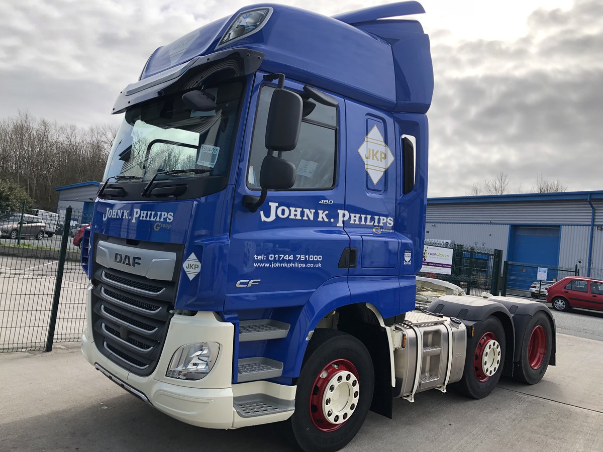 NeilSignsLtd's tweet image. Another tractor unit to add to the fleet.

@JohnKPhilips