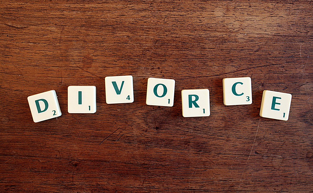 Editioneo's tweet image. Divorce pour faute : qu'en est-il de la procédure ?
editioneo.com/blog/le-divorc……quelle-procedure/
#Divorce #Impôts #Fiscalité #InstanceDeDivorce #PensionAlimentaire #PrestationCompensatoire #avocat #honoraires #faute