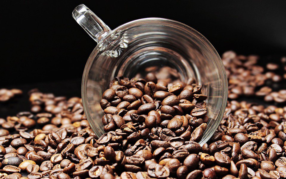 LoseLBsDirect's tweet photo. Has your weekend "bean" too short? Put a little pep in your step this #mondaymorning w/ some #bulletproof #coffee
See this quick & easy recipe - https://t.co/nemKKl6uRx
#WeightLossDirect #Approved #weightloss #boostenergy #YUM #feelfull #healthyfats #healthyrecipes https://t.co/MQdEViO8aK