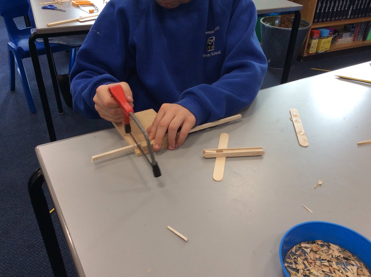MowmacreHill's tweet photo. Year 6 are making their own planes and will test whether they can say together in flight... if we can get them to stick together in the first place! #perseverance #gettingthere #tryadifferentway @DavidBr20600287 https://t.co/FoHVuIpTgg