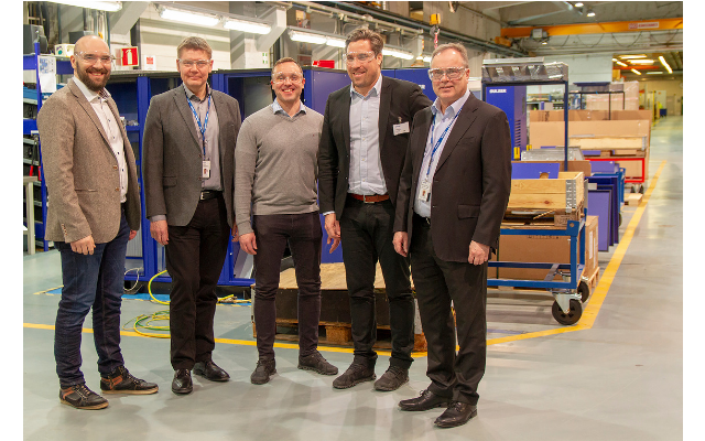EmpoweringPumps's tweet photo. .@SulzerLtd and Tamturbo will together bring the benefits of high-speed technology in #AirCompression to customers. The agreement focuses on Sulzer’s key #industries such as pulp and paper, food, metals, #mining and chemical processing. https://t.co/m6qMiXcdKE #CompressorTalk https://t.co/FjvdXHX4QN
